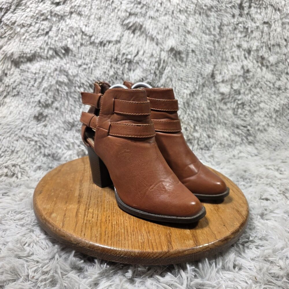 Womens JustFab Ankle Boots Zevin Womens Size 8.5 Cognac Brown Cutout Block Heel